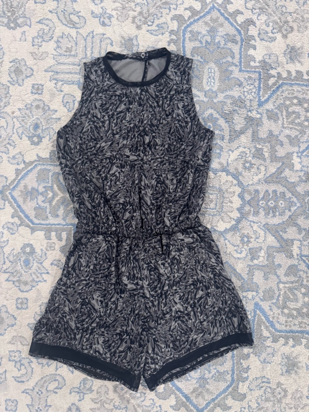 Zella Gray and Black Athletic Shorts with Elastic Waist